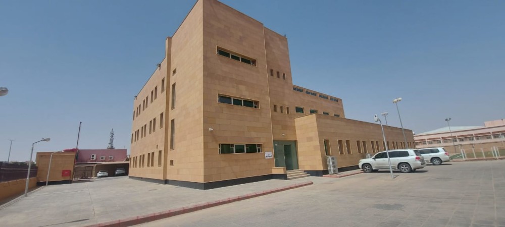 المقر الجديد للمركز  طريق الملك عبد العزيز مقابل الدفاع المدني  بجوار قسم الموهوبين